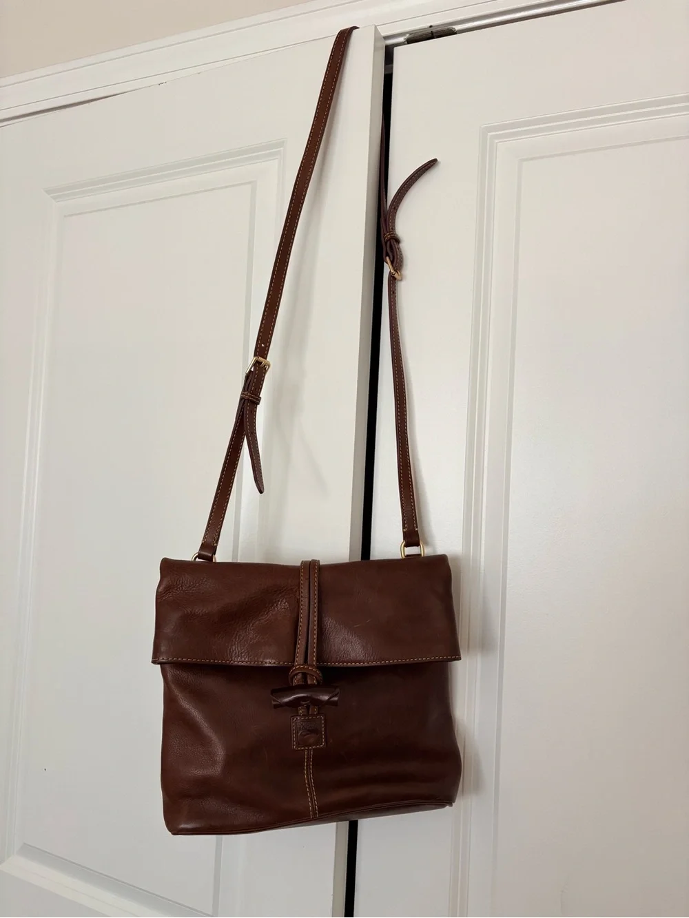Dooney & Burke Florentine Medium Toggle Crossbody